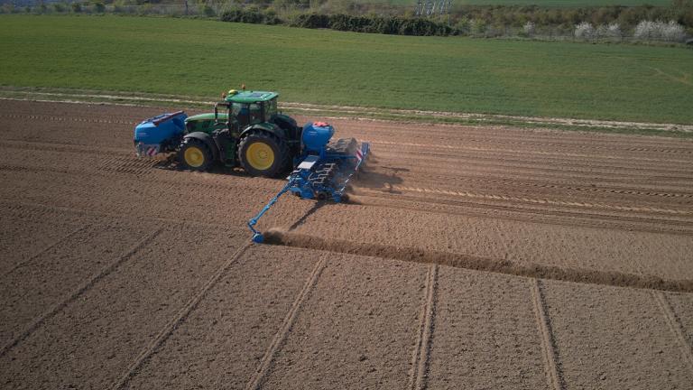 Een perfect zaaibed is essentieel voor een optimale maisteelt